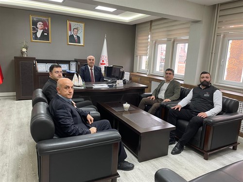 Büro Memur-Sen Çorum Şube Başkanı ve Yönetiminden İl Müdürümüze Ziyaret