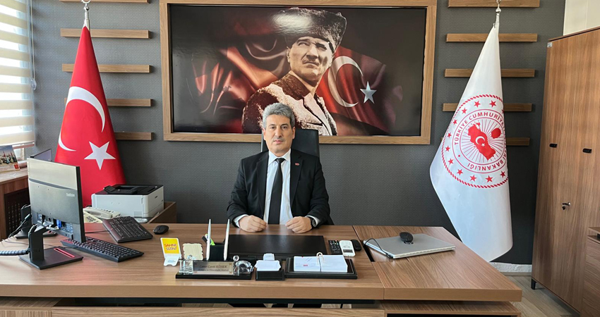 İl Nüfus ve Vatandaşlık Müdürümüz Caner Cavit Kösek Göreve Başladı.